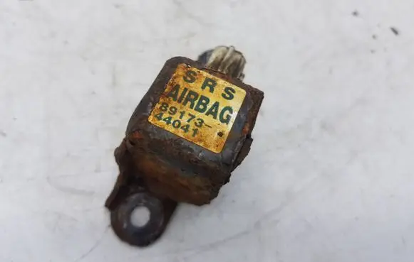 Toyota Avensis Verso Airbag deployment crash/impact sensor 8917344041