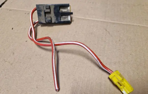 Volkswagen Golf III Other relay 357915971 3A0937501A