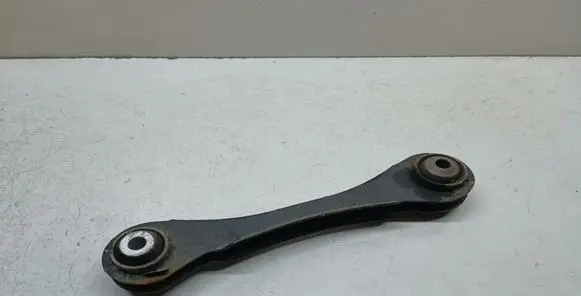Rear control arm