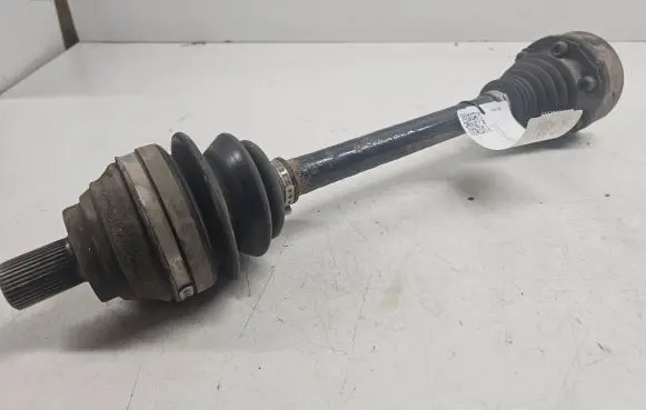 Seat Leon (1P) Front driveshaft