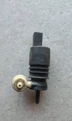 Audi A3 S3 A3 Sportback 8P Windscreen/windshield washer pump 1T0955651A