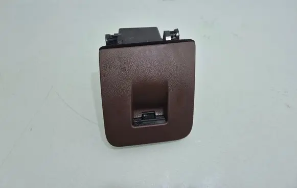 Alfa Romeo Stelvio Glove box 1744304X