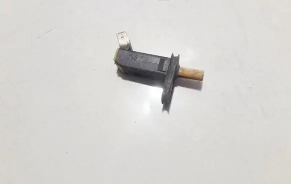 Audi 80 90 B3 Front door sensor 441947561d