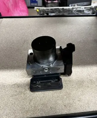 Audi A4 S4 B9 8W ABS Pump 8W0907379AG