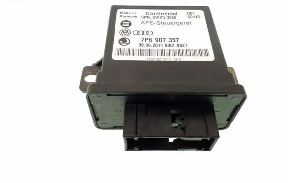 Volkswagen Touareg II Light module LCM 7P6907357