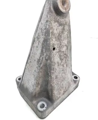 Mercedes-Benz E W211 Engine mounting bracket A6112230804