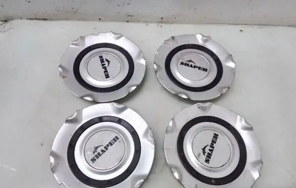 Volvo S40, V40 Non-original wheel cap 