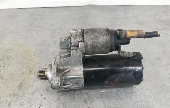 Volkswagen PASSAT B6 Starter motor 02E911023H