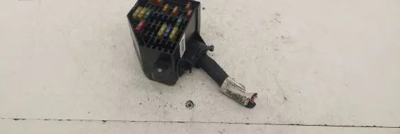 Volkswagen PASSAT B6 Fuse box set 3C0880204B TPA000DD8S6