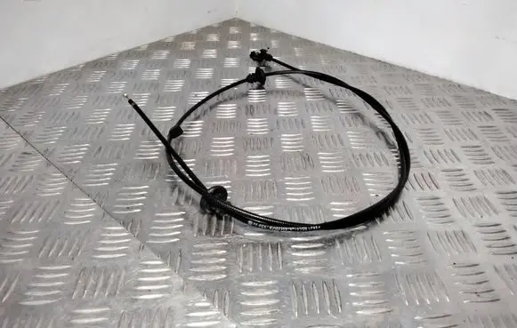 Engine bonnet/hood lock release cable