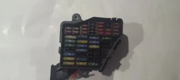 Audi A4 S4 B5 8D Fuse box set 8d1941824