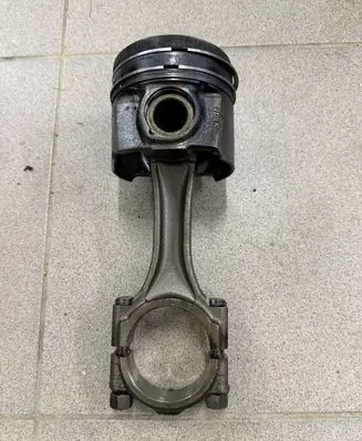 Ford Mondeo MK V Piston with connecting rod 9812818680