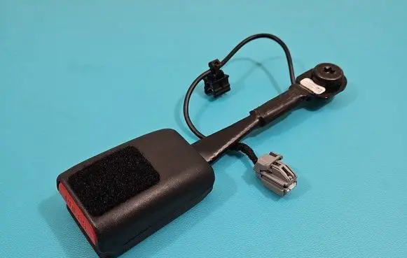 Tesla Model 3 Front seatbelt 1090323-01-D IMPRK1436931