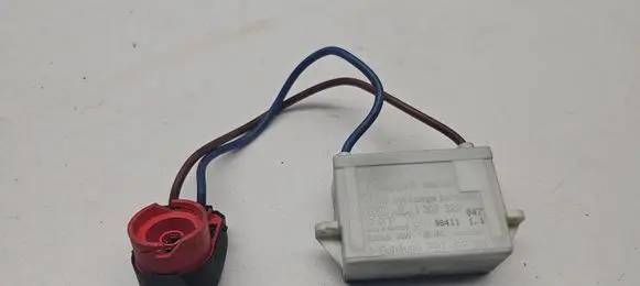 Audi A8 S8 D2 4D Headlight ballast module Xenon 1307329