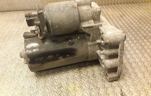 Mini One - Cooper Coupe R56 Starter motor 7589354