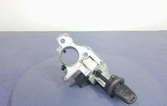 Opel Astra H Ignition lock 2421430