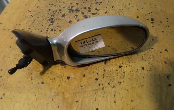 KIA Shuma Front door electric wing mirror