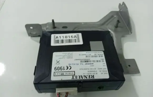 Renault Fluence Other control units/modules 282757437R