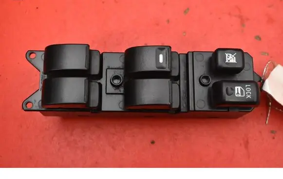 Mitsubishi Lancer VIII Electric window control switch 8608A068