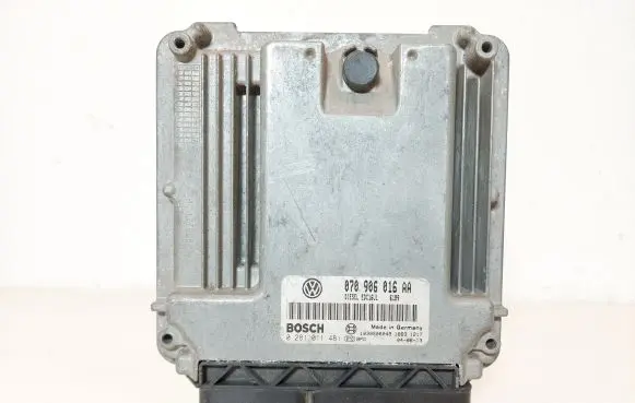 Audi A8 S8 D3 4E Engine control unit/module 070906016AA