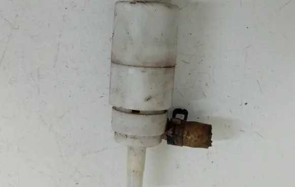 Opel Sintra Headlight washer pump 22121790