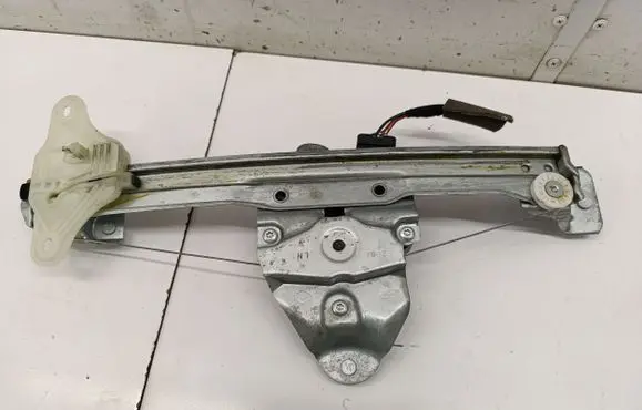 Renault Arkana Rear door window regulator with motor
