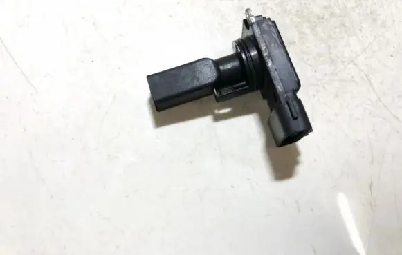 Toyota Corolla E120 E130 Mass air flow meter 2220427010 22204-27010