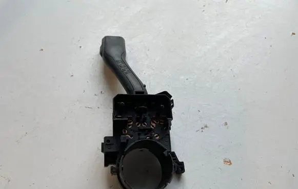 Audi A6 S6 C5 4B Indicator stalk 286058 8L0953513G