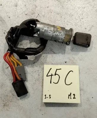 Renault Laguna I Ignition lock 7701469419