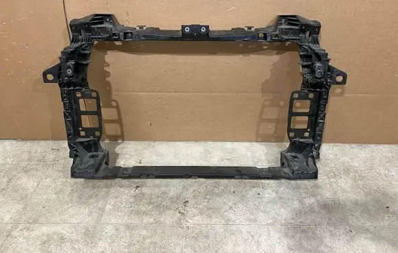 Audi Q7 4M Front bodywork piece 4M0805594F