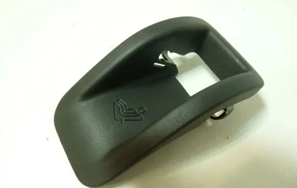 Volkswagen Touareg II ISOFIX cover 7P6887233A
