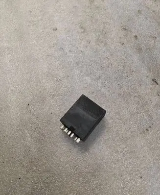 Mercedes-Benz E W124 Other relay 0025451305 05995211