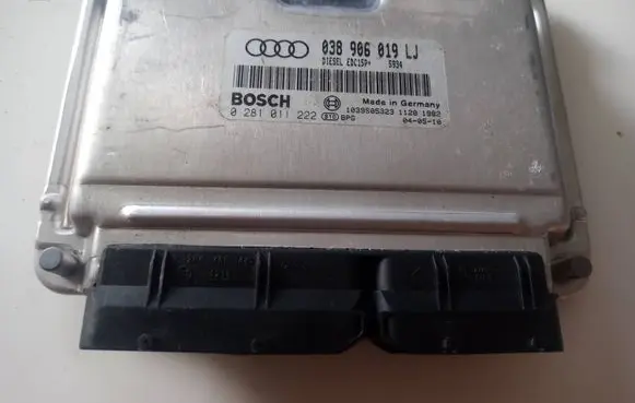 Audi A4 S4 B6 8E 8H Engine control unit/module 038906019lj