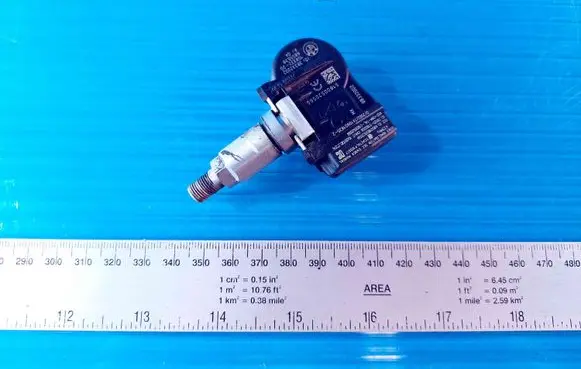 BMW 3 F30 F35 F31 Tire pressure sensor 6855539 3B33320D2 10833220