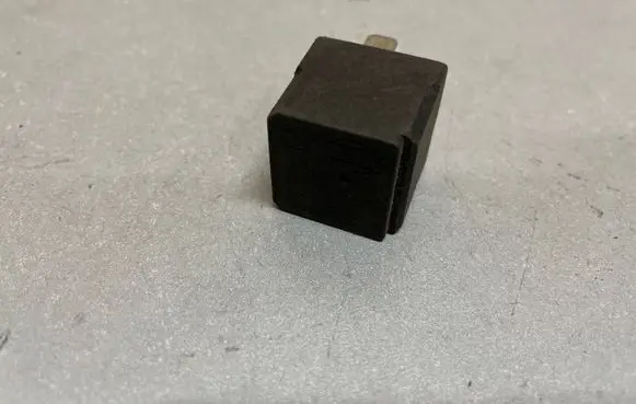 Opel Zafira B Other relay 13171831