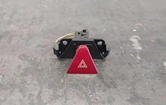 Peugeot 307 CC Hazard light switch 9643219577