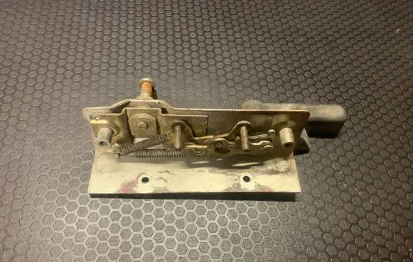 Mercedes-Benz Sprinter W901 W902 W903 W904 Loading door interior handle A9017430172