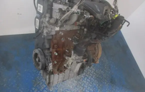 Volvo S40 Engine