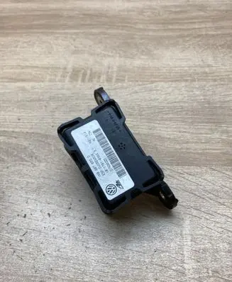 Volkswagen PASSAT B6 ESP acceleration yaw rate sensor 1K0907655D