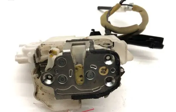 Honda Accord Front door lock 