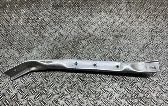 Ford Explorer VI Other engine bay part L1MB3A201