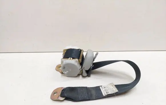 Toyota Corolla Verso E121 Third row seat belt 7L1550 046219 H073818