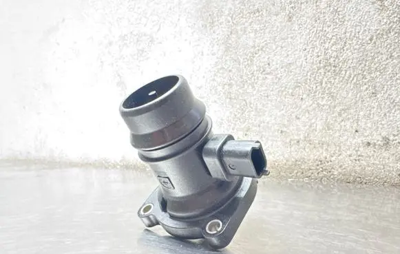Opel Astra J Thermostat TM37103 72362981 1338261