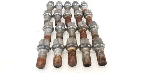 Nuts/bolts
