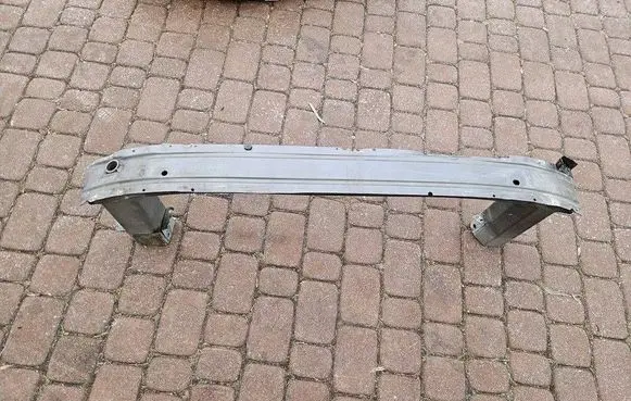 Opel Zafira C Front bumper support beam 