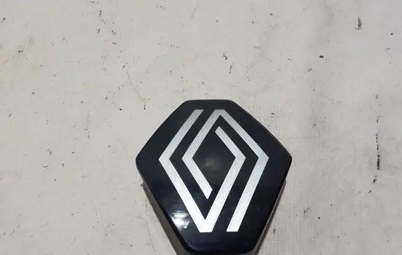 Renault Megane E-Tech Manufacturer badge logo/emblem 908900653R