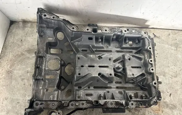 Mercedes-Benz C W204 Oil sump A6510140200