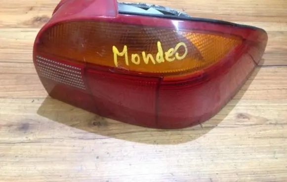 Ford Mondeo MK I Rear/tail lights