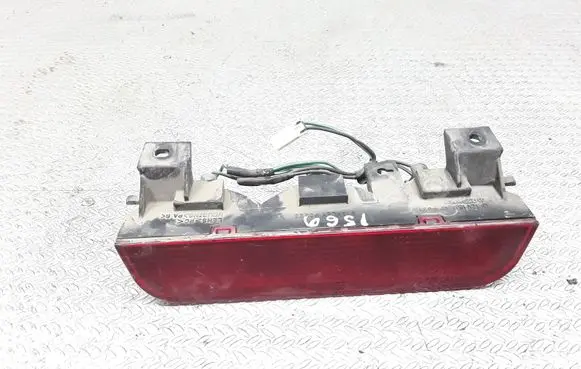 Mitsubishi Pajero Third/center stoplight