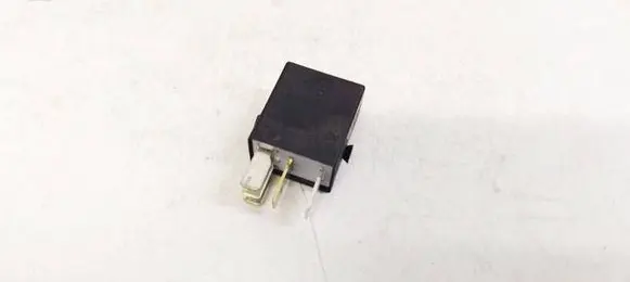 Volkswagen Golf VI Other relay 4H0951253C
